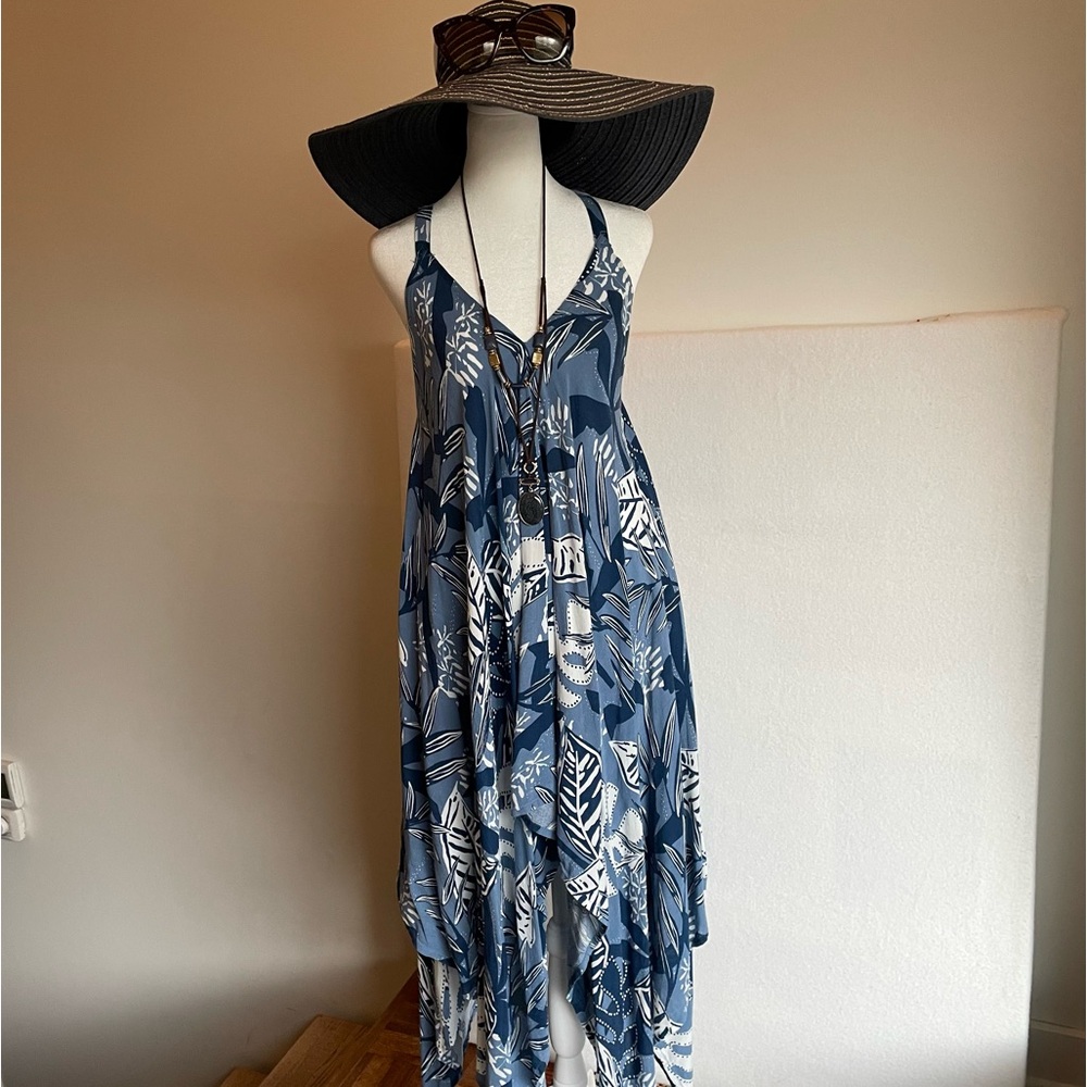 Goa Swim Cover-up with Handkerchief hem in Tropical Print, Size M